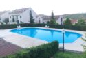 BAHÇEŞEHİR.. BOĞAZKÖY’DE… HAVUZLU SİTEDE… 5+2 TRİPLEX VİLLA